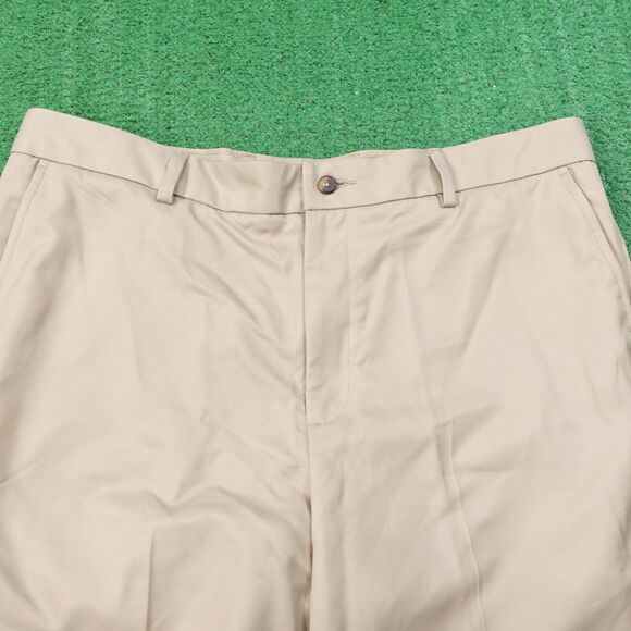 GREG NORMAN BEIGE FLAT FRONT POLYESTER GOLF SHORTS MENS SIZE 36 - Picture 2 of 6